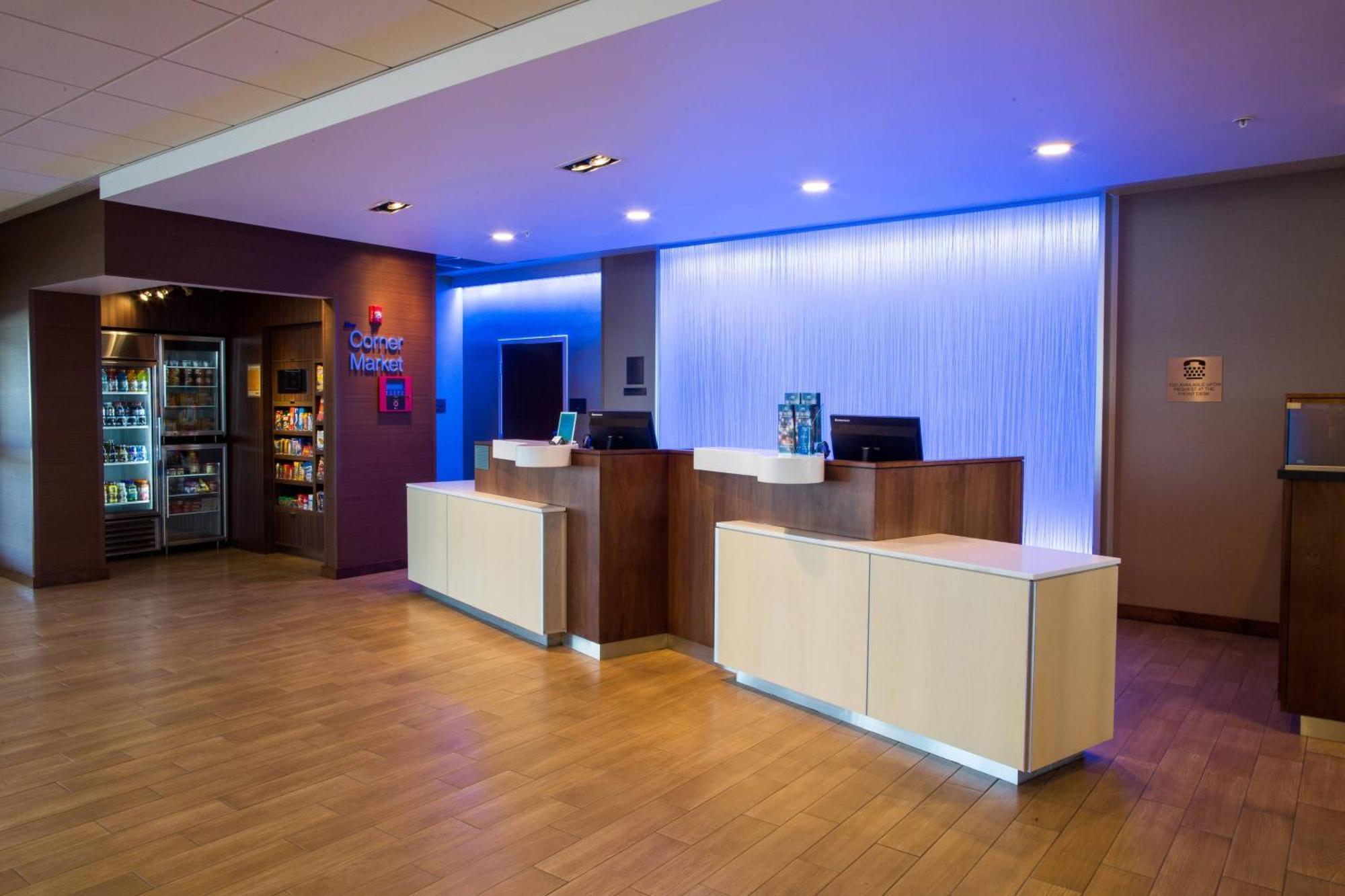 Fairfield Inn & Suites By Marriott Lincoln Southeast Bagian luar foto