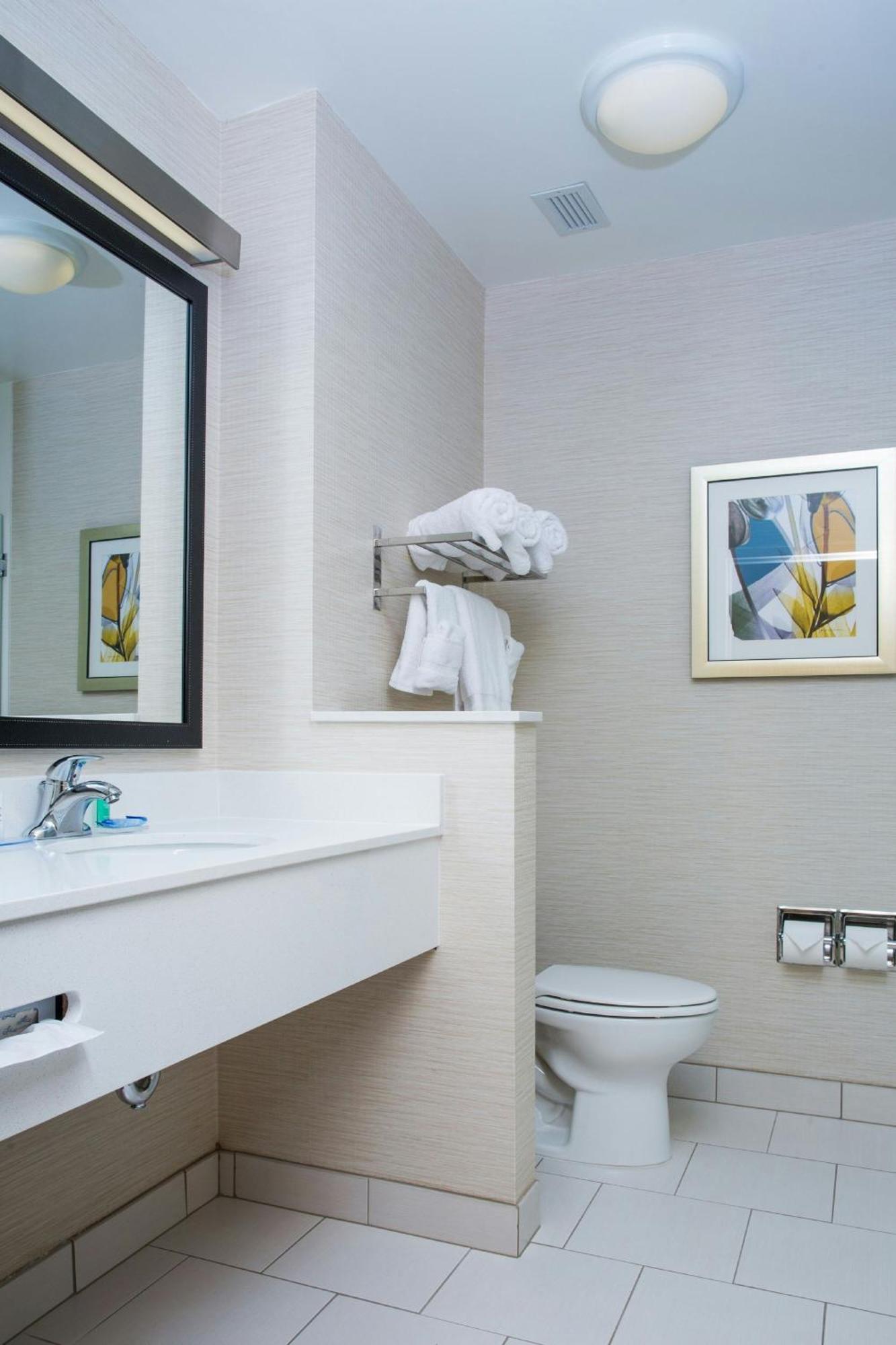 Fairfield Inn & Suites By Marriott Lincoln Southeast Bagian luar foto