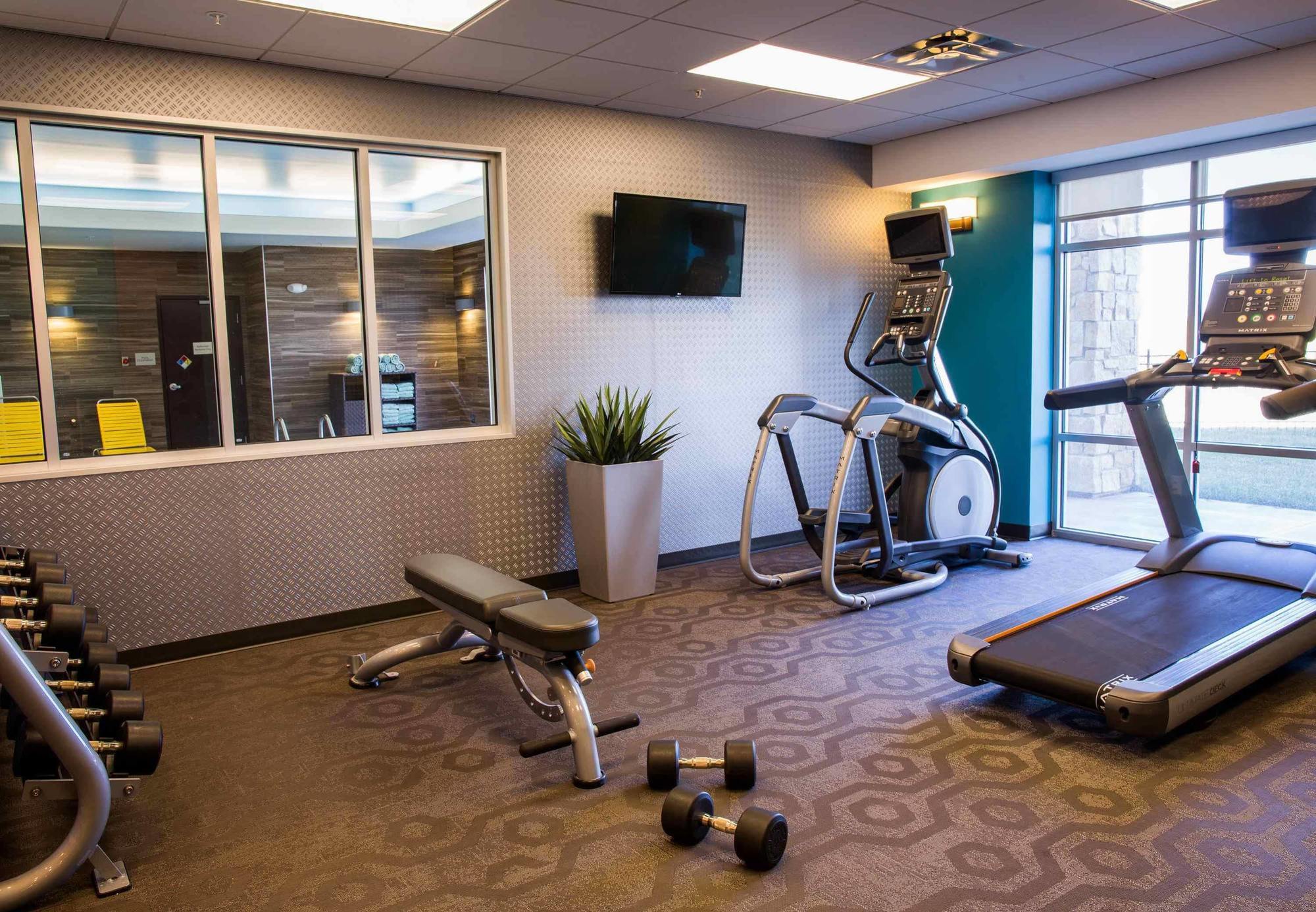 Fairfield Inn & Suites By Marriott Lincoln Southeast Bagian luar foto