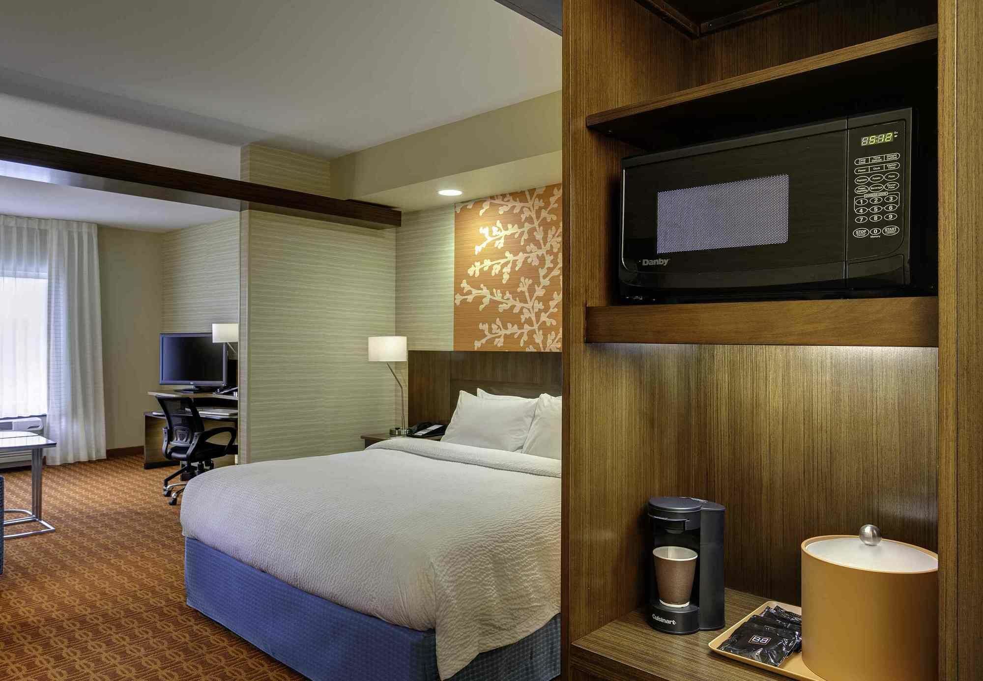 Fairfield Inn & Suites By Marriott Lincoln Southeast Bagian luar foto